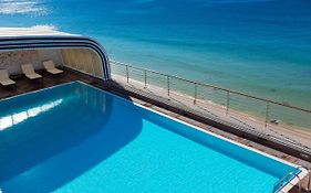 Sana Hotel  4*